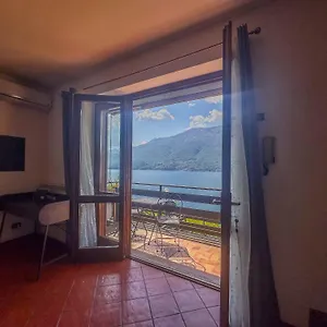 appartamento-a-due-passi-dal-lago-con-box.it-lombardy.com/